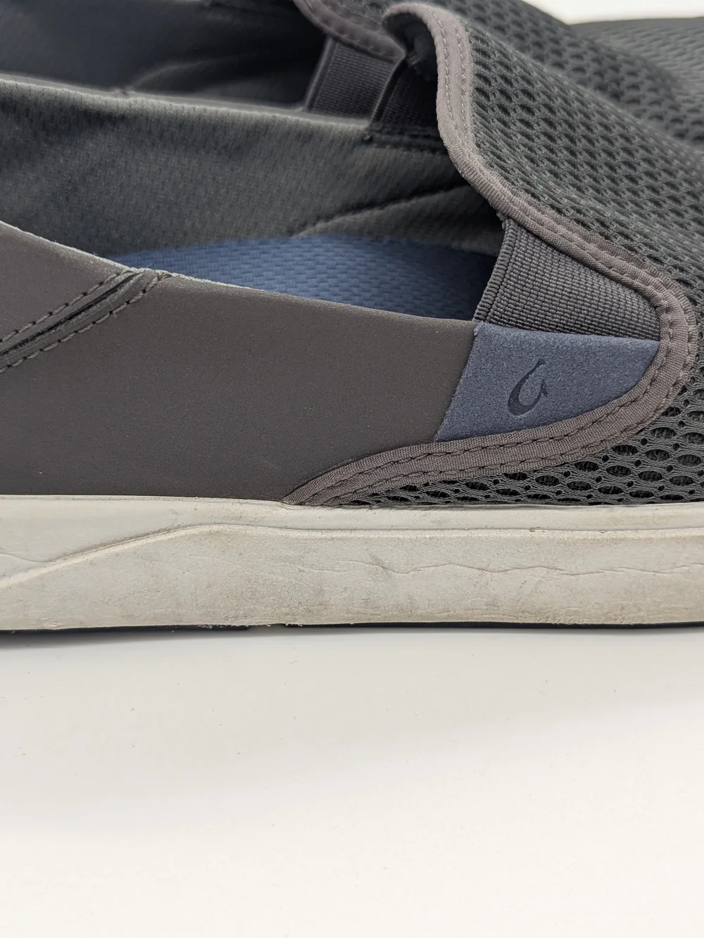 Olukai Men's Lae'ahi Slip-on Shoes Size 11 Quiet Luxury Outdoor Minimalist
